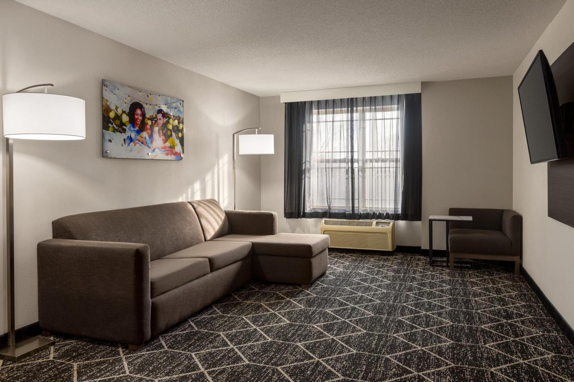 La Quinta Inn & Suites By Wyndham Lake George Eksteriør bilde